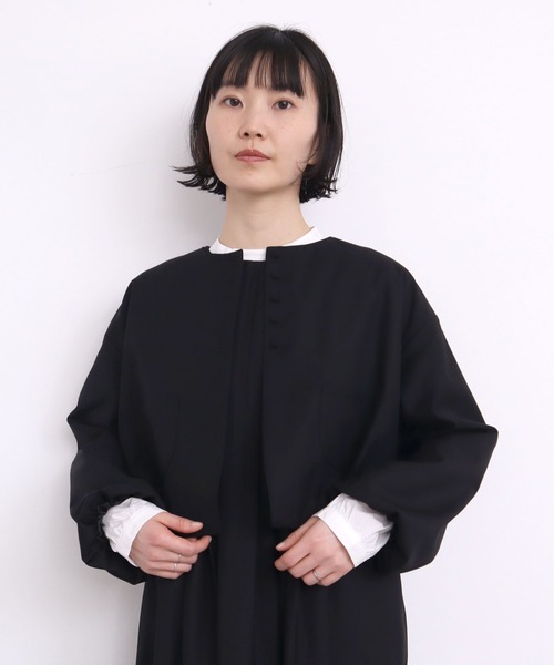 l'atelier du savon(アトリエドサボン)の「ちびころボタン まるいお袖のジャケット(ノーカラージャケット・レディース・ブラック/グレー・FREE)」の16枚目の写真