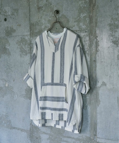 BAYFLOW(ベイフロー)の「ノルマンディーリネン柄プルオーバー(シャツ/ブラウス・メンズ・オフホワイト/ベージュ・MEDIUM/LARGE)」の2枚目の写真