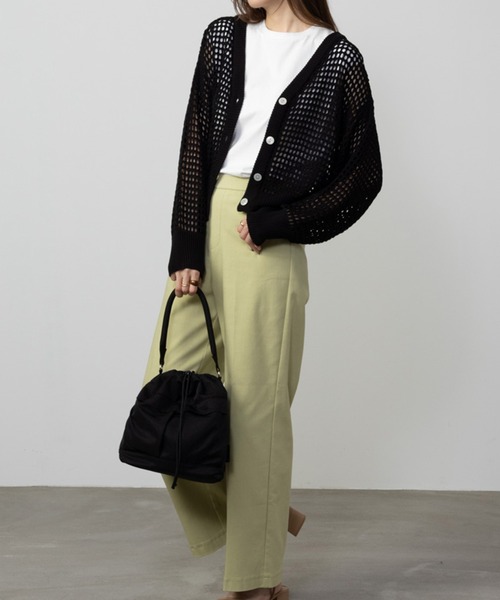 HusHusH(ハッシュアッシュ)の「HusHusH ハッシュアッシュ リネンライクニットカーディガン(カーディガン/ボレロ・レディース・ネイビー/ブラック・L/M/S)」の4枚目の写真