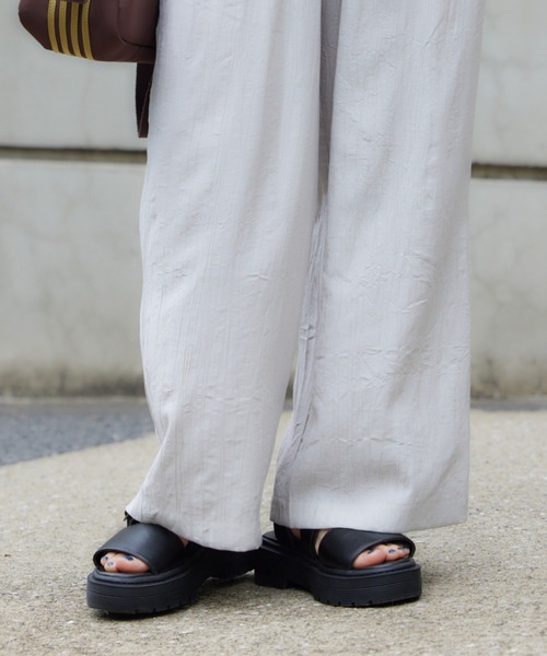 RODEO CROWNS WIDE BOWL（ロデオクラウンズワイドボウル）の「W BELT SANDAL（サンダル・レディース・ブラック/アイボリー・LARGE/MEDIUM）」の17枚目の写真