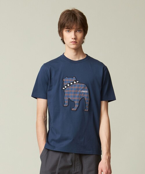J.PRESS(ジェイプレス)の「【UNISEX】ファブリックワッペン バックブルTシャツ(Tシャツ/カットソー・メンズ・カーキ系/グレー系/ダルブルー系/ホワイト系・X-LARGE/LARGE/MEDIUM/SMALL)」の4枚目の写真