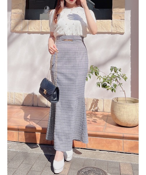 MIIA(ミーア)の「ダイヤ柄ビジュー半袖ニット(ニット/セーター・レディース・オフホワイト/ブラック・FREE)」の14枚目の写真