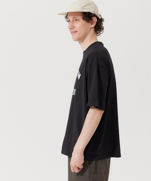 coca(coca)(コカ)の「接触冷感 吸水速乾 抗菌消臭 カレッジプリントTシャツ(Tシャツ/カットソー・メンズ・ホワイト/ブラック・L/M/XL)」の5枚目の写真
