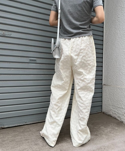 mebole(メボレ)の「ウエストリボンフラワーワイドパンツ(その他パンツ・レディース・クリーム/ブラック/ホワイト・FREE)」の11枚目の写真