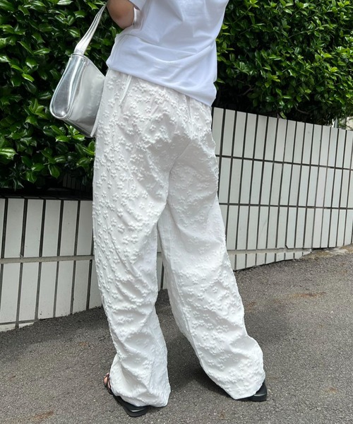 mebole(メボレ)の「ウエストリボンフラワーワイドパンツ(その他パンツ・レディース・クリーム/ブラック/ホワイト・FREE)」の16枚目の写真