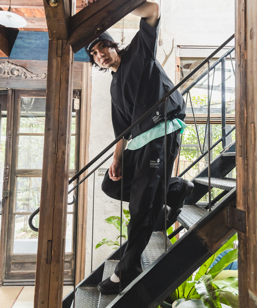 417 EDIFICE（フォーワンセブンエディフィス）の「”ワッシャーナイロン” ラグランTシャツ（Tシャツ/カットソー・メンズ・ブラック・MEDIUM/LARGE/SMALL）」の18枚目の写真