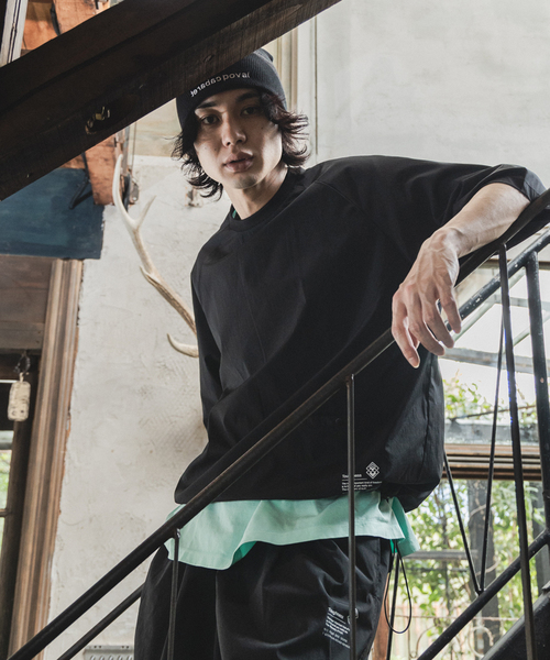 417 EDIFICE（フォーワンセブンエディフィス）の「”ワッシャーナイロン” ラグランTシャツ（Tシャツ/カットソー・メンズ・ブラック・MEDIUM/LARGE/SMALL）」の21枚目の写真