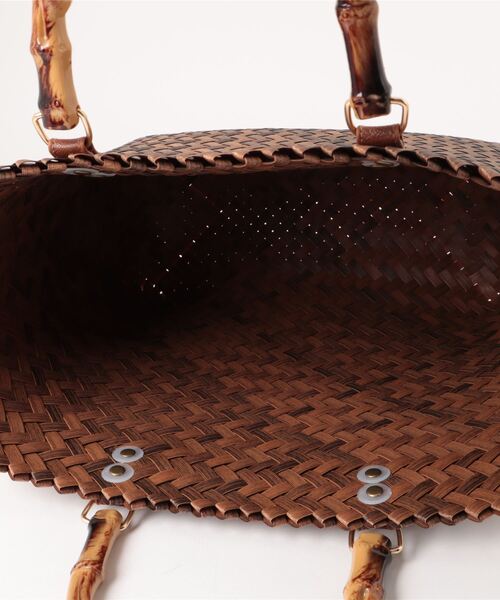 Paradise Picnic（パラダイスピクニック）の「バンブーハンドルかごバッグ（かごバッグ・レディース・ブラック/ブラウン/ベージュ・FREE）」の5枚目の写真