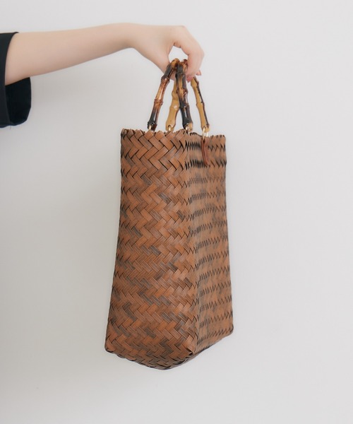 Paradise Picnic（パラダイスピクニック）の「バンブーハンドルかごバッグ（かごバッグ・レディース・ブラック/ブラウン/ベージュ・FREE）」の13枚目の写真