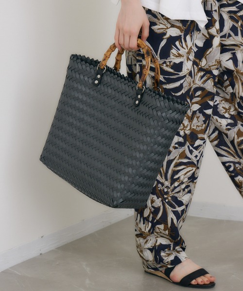 Paradise Picnic（パラダイスピクニック）の「バンブーハンドルかごバッグ（かごバッグ・レディース・ブラック/ブラウン/ベージュ・FREE）」の8枚目の写真