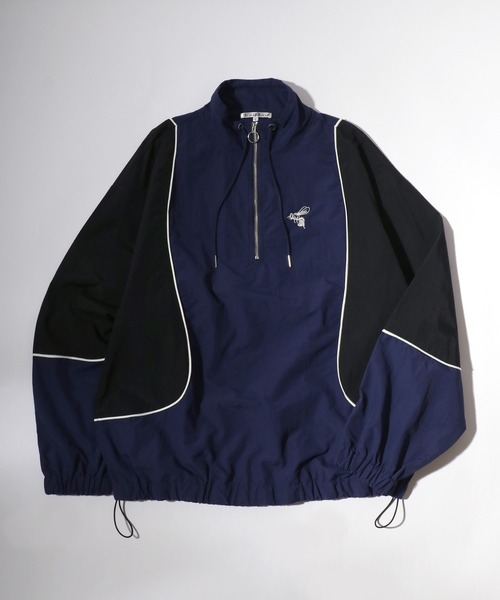 Salong hameu（サロン ハミュー）の「別注  蜂さんワンポイント刺繍 ナイロンアノラックジャケット/ハーフジッププルオーバー ユニセックス（ナイロンジャケット・メンズ・チャコールグレー/ライトグリーン/ブラック/ネイビー・L/M）」の11枚目の写真