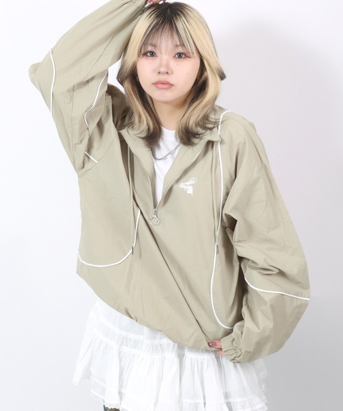 セール】着用動画あり「別注」蜂さんワンポイント刺繍ナイロン