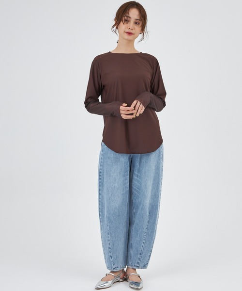 INED CLARO（イネドクラロ）の「カーブデニムパンツ【セットアップ対応】（デニムパンツ・レディース・ブルー/グレー・9号/7号）」の20枚目の写真