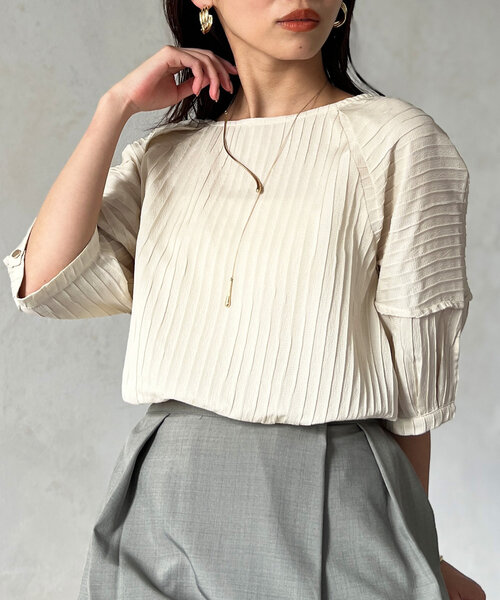 Chez toi(シェトワ)の「SET/前後2WAY綾織ランタンスリーブブラウス(シャツ/ブラウス・レディース・オレンジ/ブラック/オフホワイト・FREE)」の4枚目の写真