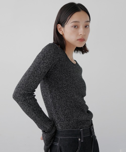 hellam（へラム）の「ラメリブクルーネックニット（ニット/セーター・レディース・シルバー/ブラック/チャコール/アイボリー・FREE）」の9枚目の写真