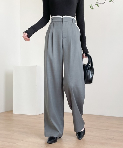 ABITOKYO（アビトーキョー）の「ダブルタック配色パイピングセミワイドパンツ（スラックス・レディース・ブラック/チャコールグレー/ベージュ・S/M/L/XL）」の14枚目の写真