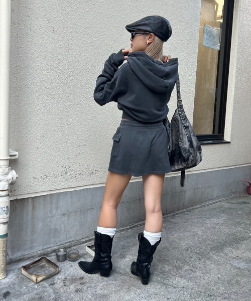 BLONDEY(ブロンディ)の「【インナー付き】ピグメントスウェットカーゴミニスカート(スカート・レディース・ピンク/グレー/チャコールグレー・SMALL/MEDIUM)」の13枚目の写真