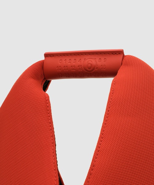 MM6 Maison Margiela（ｴﾑｴﾑｼｯｸｽ ﾒｿﾞﾝ ﾏﾙｼﾞｪﾗ）の「HANDBAG（ハンドバッグ・レディース・ブラック/その他/その他1/その他2/その他3・UNI）」の13枚目の写真