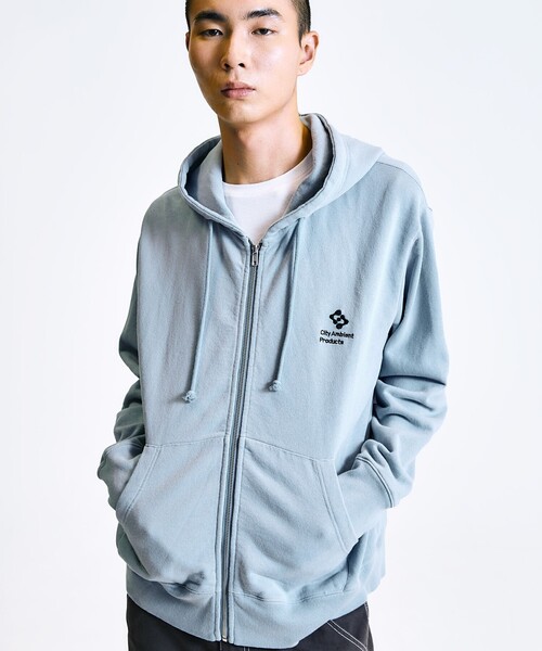 City Ambient Products(シティアンビエントプロダクツ)の「City Ambient Products: ロゴ エンブロイダリー ジップ パーカー(パーカー・メンズ・アイボリー/ダークグレー/ロイヤルブルー・SMALL/MEDIUM/LARGE)」の16枚目の写真