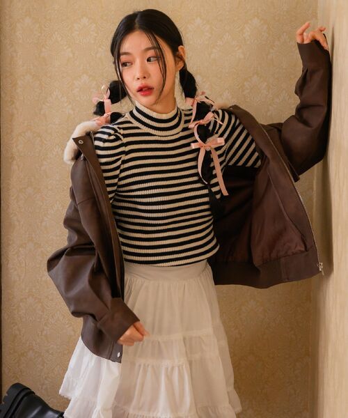 ems excite（エムズエキサイト）の「パワショルハイネックNTPO（ニット/セーター・レディース・チャコールグレー/ピンク系その他3/ブラック系その他3/ナチュラル・FREE）」の6枚目の写真