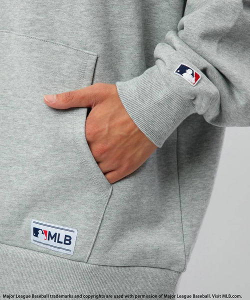 BACK TO THE FIELD（バック トゥー ザ フィールド）の「【MLB】サークルロゴフーディー（パーカー・レディース・ブラック/レッド/グレー/ブルー・FREE）」の5枚目の写真