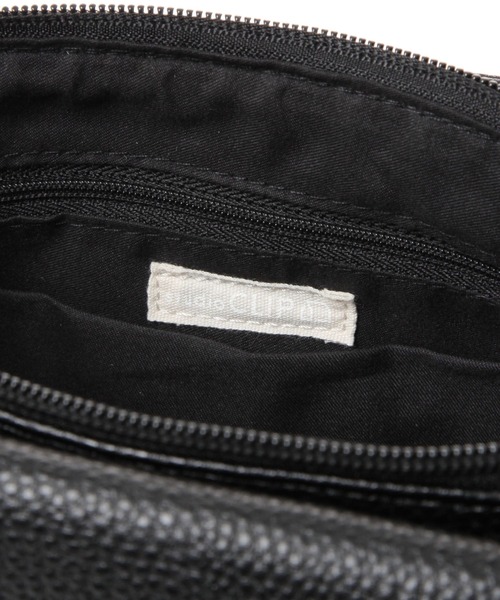 studio CLIP（スタディオクリップ）の「【人間工学に基づいて考えた！】からだよろこぶ合皮ショルダー（ショルダーバッグ・レディース・グリーン/オフホワイト/その他2/ブラック・FREE）」の17枚目の写真