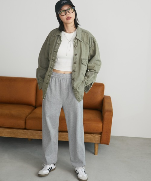 Auntie Rosa Holiday(アンティローザホリデー)の「ケミカルデニムオーバーサイズシャツ(シャツ/ブラウス・レディース・カーキ/ブラック・FREE)」の21枚目の写真