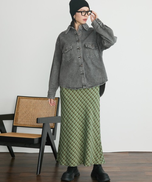 Auntie Rosa Holiday(アンティローザホリデー)の「ケミカルデニムオーバーサイズシャツ(シャツ/ブラウス・レディース・カーキ/ブラック・FREE)」の8枚目の写真