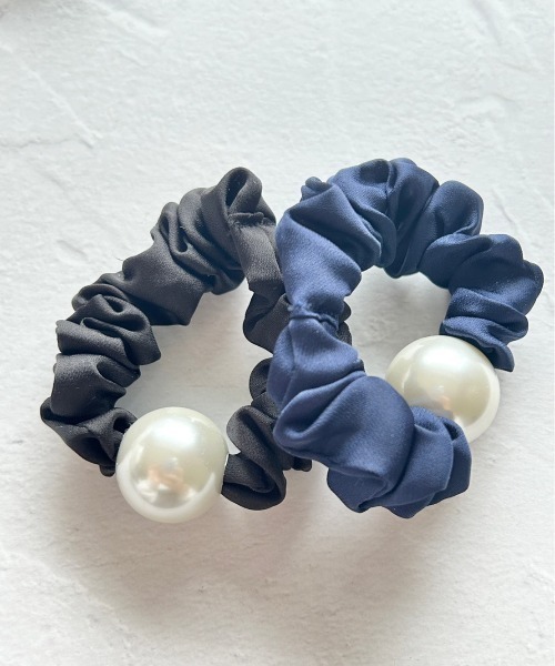 ciite'（シーテ）の「フレンチサテンパール シュシュ（シュシュ・レディース・ネイビー/ブラック/ホワイト/モカ・FREE）」の11枚目の写真