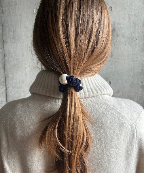 ciite'（シーテ）の「フレンチサテンパール シュシュ（シュシュ・レディース・ネイビー/ブラック/ホワイト/モカ・FREE）」の16枚目の写真