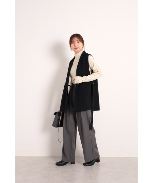UNDOVE(アンドゥーブ)の「〈UNDOVE〉【吸湿発熱/コットン/天然素材/敏感肌/肌に優しい/あったかい/リブハイネック/ニットプルオーバー/金ボタン/細見え】吸湿発熱綿100%袖ボタンリブニット(ニット/セーター・レディース・アイボリー/ブラック/ホワイト系その他/レッド・X-LARGE/LARGE/MEDIUM)」の18枚目の写真