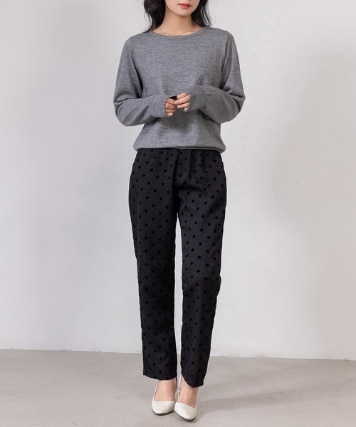 DAY CLOSET(デイ クローゼット)の「レディース リラクシーラウンドネックニットトップス(ニット/セーター・レディース・グレー/アイボリー/ブラック・FREE)」の19枚目の写真