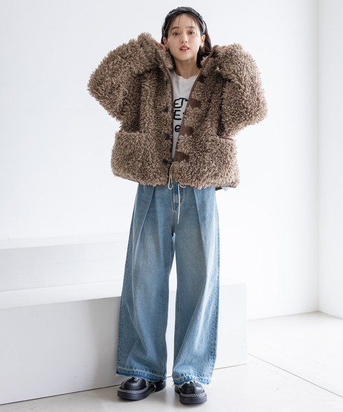 RAGEBLUE（レイジブルー）の「スタンドネック/プードルファーブルゾン（ブルゾン・レディース・ブラウン/ベージュ・FREE）」の6枚目の写真