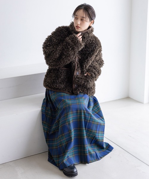 RAGEBLUE（レイジブルー）の「スタンドネック/プードルファーブルゾン（ブルゾン・レディース・ブラウン/ベージュ・FREE）」の18枚目の写真