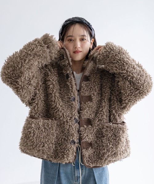 RAGEBLUE（レイジブルー）の「スタンドネック/プードルファーブルゾン（ブルゾン・レディース・ブラウン/ベージュ・FREE）」の7枚目の写真