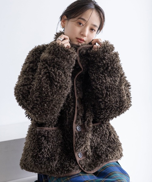 RAGEBLUE（レイジブルー）の「スタンドネック/プードルファーブルゾン（ブルゾン・レディース・ブラウン/ベージュ・FREE）」の19枚目の写真