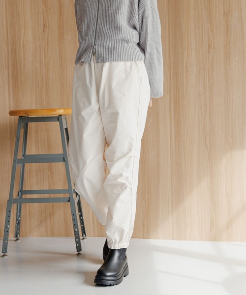 GLOBAL WORK(グローバルワーク)の「あったかストレッチラインパンツ/231661(その他パンツ・キッズ・ピンク/グレー/ブラック/アイボリー・170cm/160cm/150cm/140cm/130cm)」の3枚目の写真