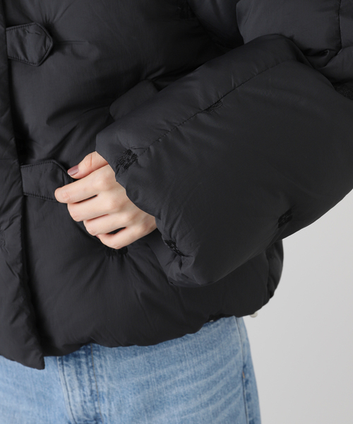 GANNI(ガニー)の「【GANNI / ガニー】Nylon Tech Puffer Short Jacket F9546(ダウンジャケット/コート・レディース・ブラック・36)」の10枚目の写真