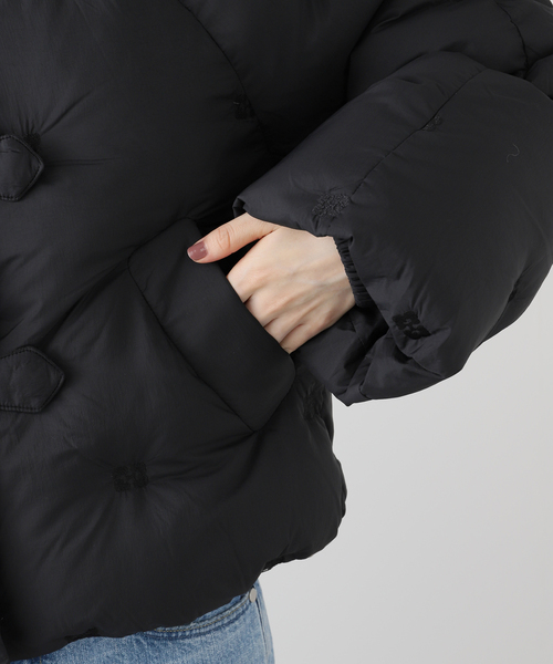 GANNI(ガニー)の「【GANNI / ガニー】Nylon Tech Puffer Short Jacket F9546(ダウンジャケット/コート・レディース・ブラック・36)」の12枚目の写真