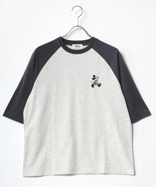 Disney(ディズニー)の「Disney/ディズニー ミッキー ワンポイント フロント バックプリント ラグラン7分袖Tシャツ(Tシャツ/カットソー・レディース・アッシュグレー/オフホワイト/グレー/ホワイト・M/L)」の9枚目の写真