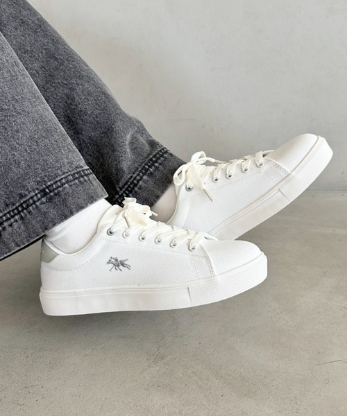 POLO CHAMPS（ポロチャンプス）の「POLO CHAMPS(ポロチャンプス)/ワンポイント刺繍 ローカット キャンバススニーカー（スニーカー・レディース・グレイッシュベージュ/ホワイト/ライトグレー/グリーン/ネイビー・23.0cm/23.5cm/24.0cm/24.5cm/25.0cm）」の3枚目の写真