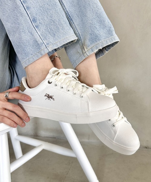 POLOCHAMPS（ポロチャンプス）の「POLOCHAMPS(ポロチャンプス)/ワンポイント刺繍 ローカット キャンバススニーカー（スニーカー・レディース・グレイッシュベージュ/ホワイト/ライトグレー/グリーン/ネイビー・23.0cm/23.5cm/24.0cm/24.5cm/25.0cm）」の11枚目の写真