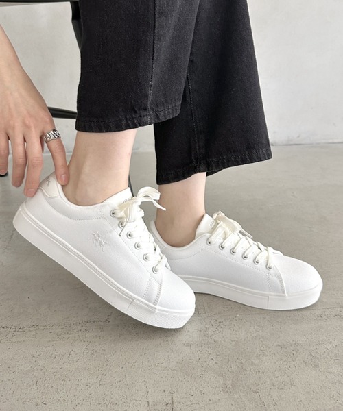 POLO CHAMPS（ポロチャンプス）の「POLO CHAMPS(ポロチャンプス)/ワンポイント刺繍 ローカット キャンバススニーカー（スニーカー・レディース・グレイッシュベージュ/ホワイト/ライトグレー/グリーン/ネイビー・23.0cm/23.5cm/24.0cm/24.5cm/25.0cm）」の22枚目の写真