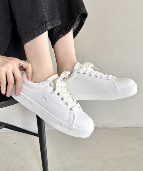 POLO CHAMPS（ポロチャンプス）の「POLO CHAMPS(ポロチャンプス)/ワンポイント刺繍 ローカット キャンバススニーカー（スニーカー・レディース・グレイッシュベージュ/ホワイト/ライトグレー/グリーン/ネイビー・23.0cm/23.5cm/24.0cm/24.5cm/25.0cm）」の13枚目の写真