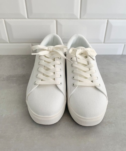 POLOCHAMPS（ポロチャンプス）の「POLOCHAMPS(ポロチャンプス)/ワンポイント刺繍 ローカット キャンバススニーカー（スニーカー・レディース・グレイッシュベージュ/ホワイト/ライトグレー/グリーン/ネイビー・23.0cm/23.5cm/24.0cm/24.5cm/25.0cm）」の18枚目の写真