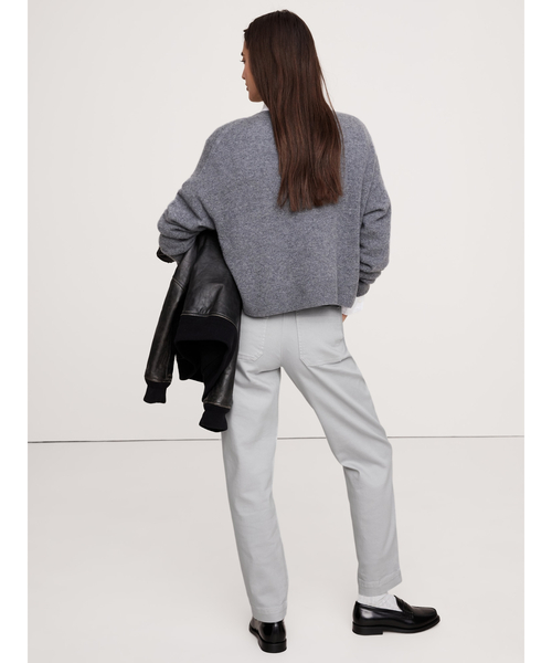 Banana Republic(バナナリパブリック)の「ウィークエンダー バレルレッグ パンツ(チノパンツ・レディース・ブラック/グリーン/アイボリー/ブルーグレー・0/8/6/4/2)」の8枚目の写真