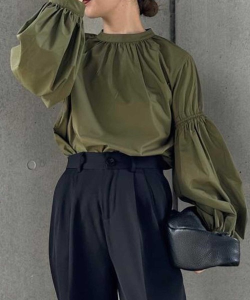 ｽﾀﾝﾄﾞｶﾗｰ袖ｷﾞｬｻﾞｰﾎﾞﾘｭｰﾑ袖ﾌﾟﾙｵｰﾊﾞｰﾌﾞﾗｳｽ（シャツ/ブラウス）｜CADBURY（キャドバリー） 5,581円