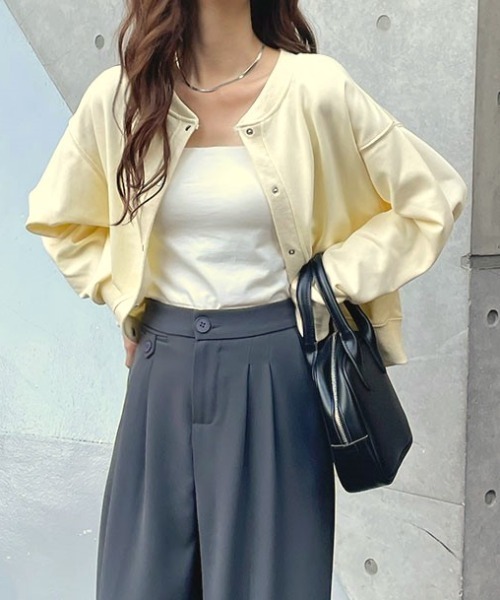 Futier land（フューティアランド）の「[選べる着丈2タイプ]裏毛スナップボタンカーディガントップス（カーディガン/ボレロ・レディース・ネイビー/ベージュ/ライトグレー/ライトイエロー/ライトピンク・MEDIUM/LARGE）」の4枚目の写真