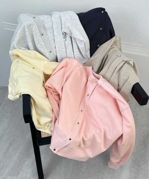 Futier land（フューティアランド）の「[選べる着丈2タイプ]裏毛スナップボタンカーディガントップス（カーディガン/ボレロ・レディース・ネイビー/ベージュ/ライトグレー/ライトイエロー/ライトピンク・MEDIUM/LARGE）」の7枚目の写真