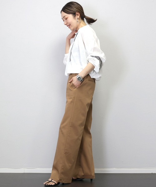 Aletta vita(アレッタビータ)の「【撥水加工】センタープレスストレートパンツ(その他パンツ・レディース・ネイビー/キャメル・M/L)」の12枚目の写真